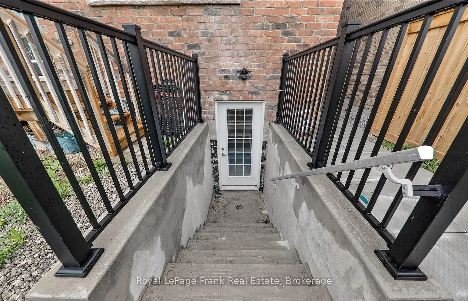2 bed, $2,199 — Photo 2