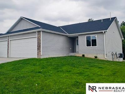 1700 NW 54th St, Lincoln, NE, 68528