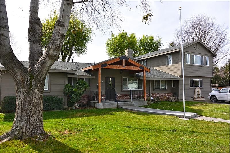 1st image of 1725 Bidwell Pl