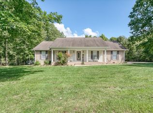 709 Forest Dr, Crossville, TN 38555