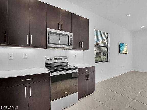 4th image of 5619 Carrara Dr