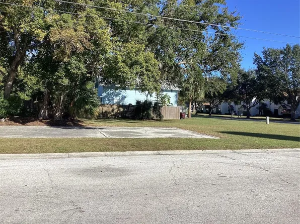 900 12th St #10, Saint Cloud, FL 34769