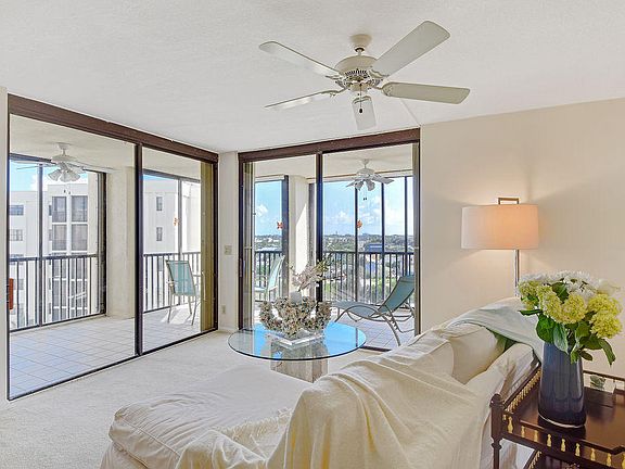 4th image of 19800 Sandpointe Bay Dr APT 706