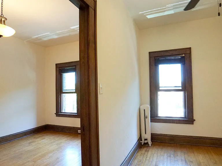 225 Place Apartments — Photo 19