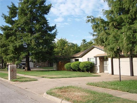 3rd image of 2608 Duther Dr