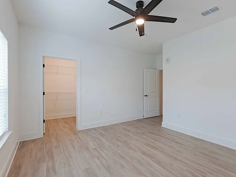 Tropia Luxury Apartments — Photo 154