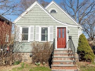 34 Keith St, West Roxbury, MA 02132
