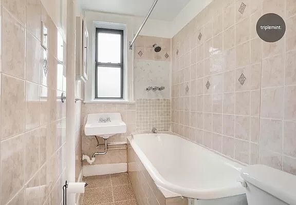 5th image of 245A-247 S 1st St #1