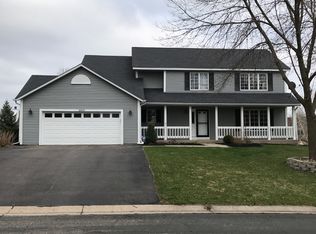 16516 Hyland Ct, Lakeville, MN 55044