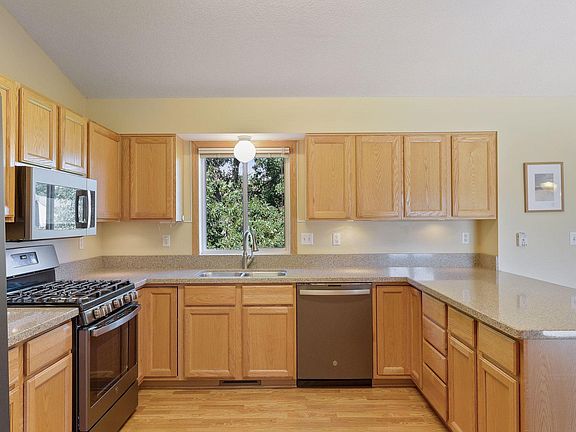 5th image of 1483 Mockingbird Dr