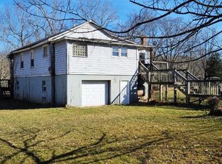 189 8th St, Alderson, WV 24910