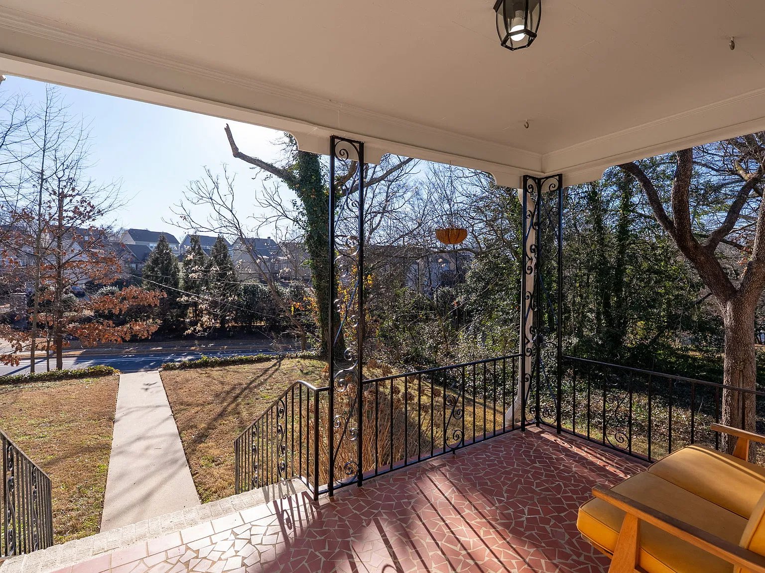 2 bed, 1816 sqft, $2,600 — Photo 3