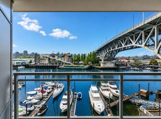 628 Kinghorne Mews #603, Vancouver, BC V6Z 3H6