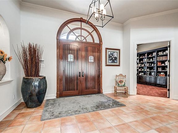 3rd image of 4100 Saint Andrews Blvd