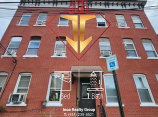 2 Meadow St #7, Bayonne, NJ 07002