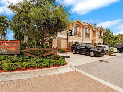 6321 S Station Sq, Fort Lauderdale, FL, 33314