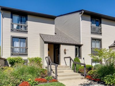 6300 Greenwood Pkwy APT 101, Sagamore Hills, OH, 44067
