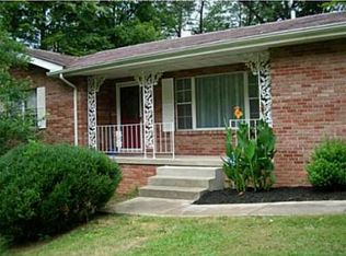 2107 Woodhill Pl, Saint Albans, WV 25177