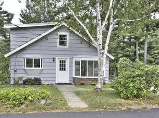 31 Grove Ave, Salem, NH 03079