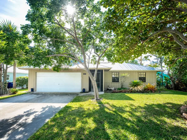 1805 Eucalyptus Avenue, Fort Pierce, FL 34949