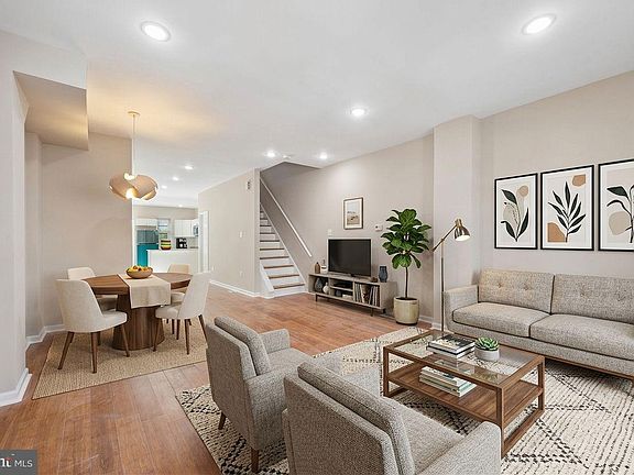 3rd image of 6034 Irving St