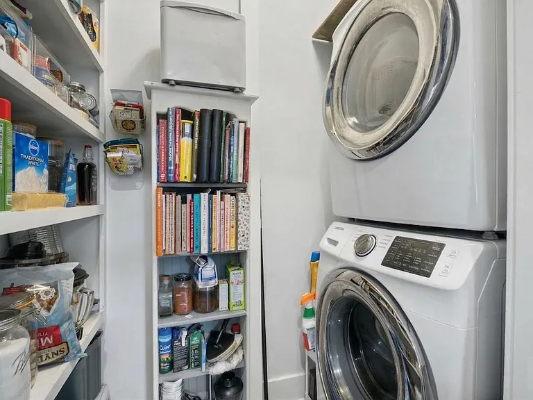1125 Chester Ave #11 — Photo 24