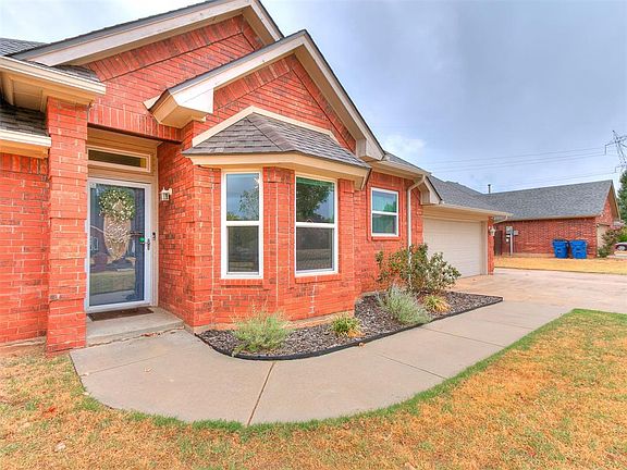 4th image of 1533 E Persimmon Ln