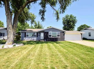 1713 W Cloverdale Rd, Chillicothe, IL 61523