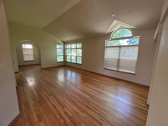 3rd image of 155 Fairfield Ln