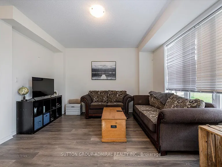 34 Abby Dr — Photo 5