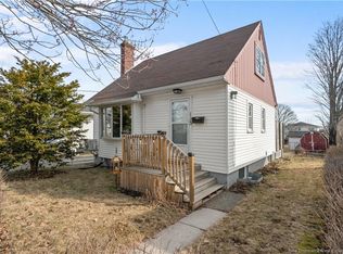 115 Jones St, Moncton, NB E1C6J9