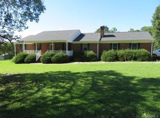 18503 Harrisons Rd, Amelia Court House, VA 23002