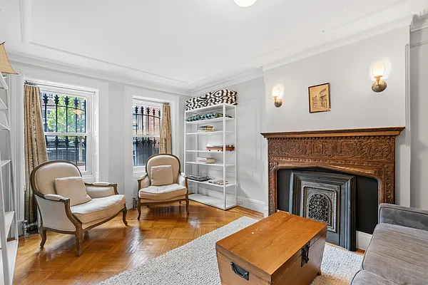 Sold by Corcoran | media 21