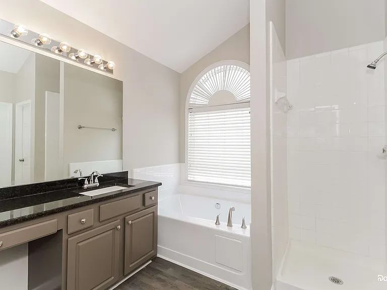 107 Fate Ct — Photo 7