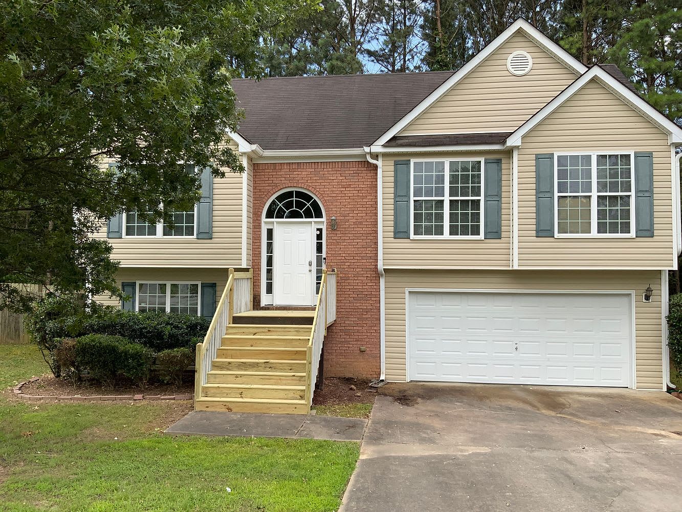 1284 Creekview Cir, Riverdale, GA 30296 Zillow