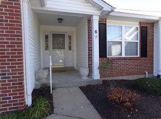 6 Hill Pointe Ct, Saint Charles, MO