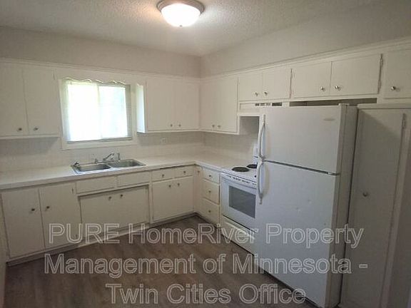 4th image of 5848 2nd St NE Unit 5