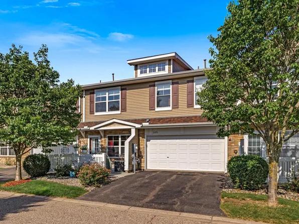 3375 Maureen Ln, Stillwater, MN 55082