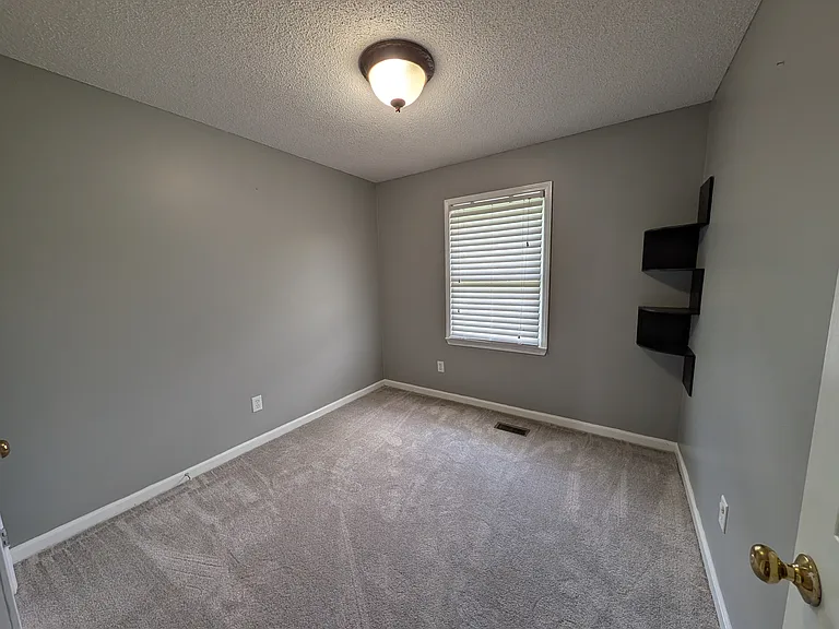 5008 Cheshire Ct — Photo 23