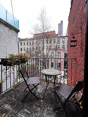 Rented by City Connections Realty | media 7
