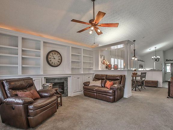 2nd image of 4269 White Spruce Ln