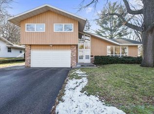 5305 Greenbriar Ln, Madison, WI 53714