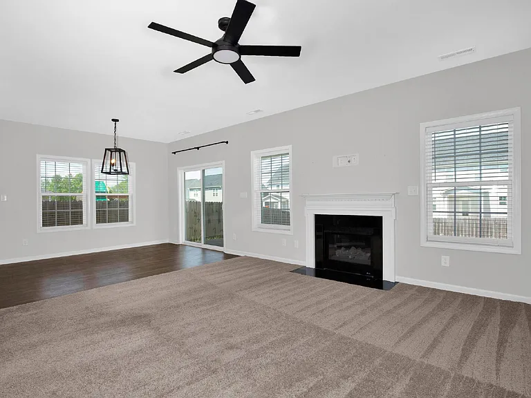 2346 Spinning Wheel Rd — Photo 8