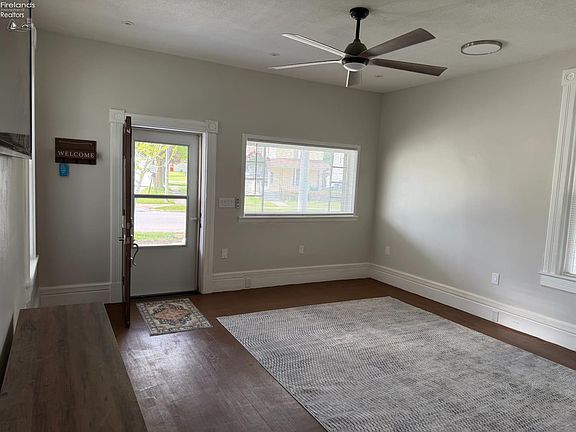 5th image of 324 N Sandusky St