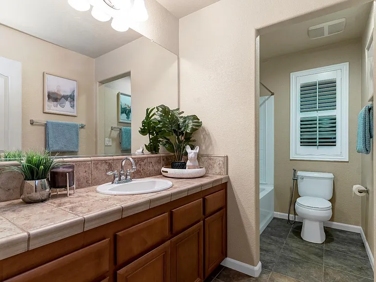 281 Candela Cir — Photo 9