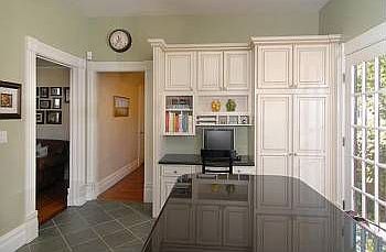 1st image of 202 Hobart Ave
