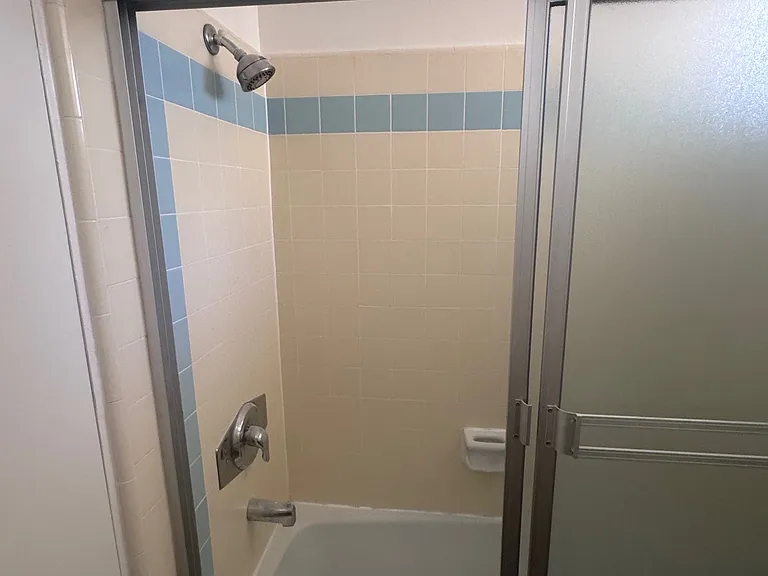 412 Culver Blvd #8 — Photo 9