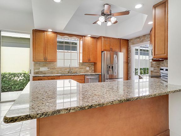 2nd image of 220 NW Bentley Circle