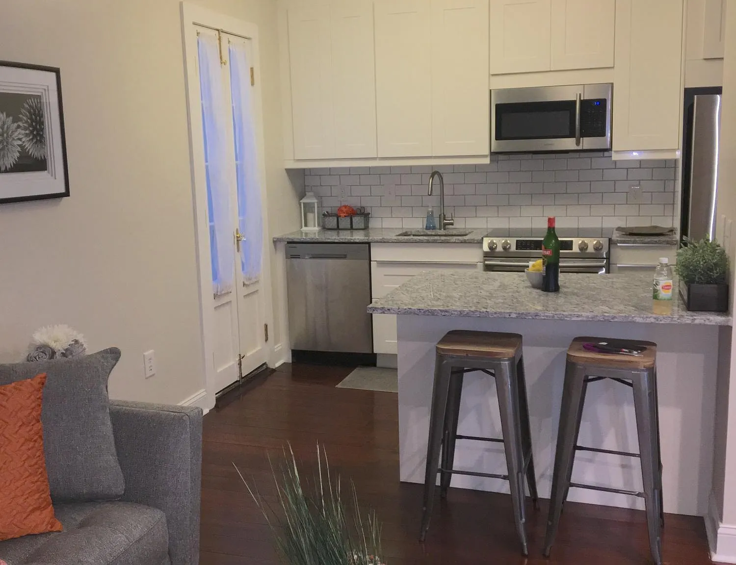 1 bed, 825 sqft, $2,900 — Photo 1