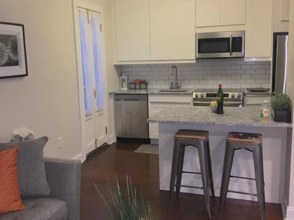 8 Gillon St #8B, Charleston, SC 29401